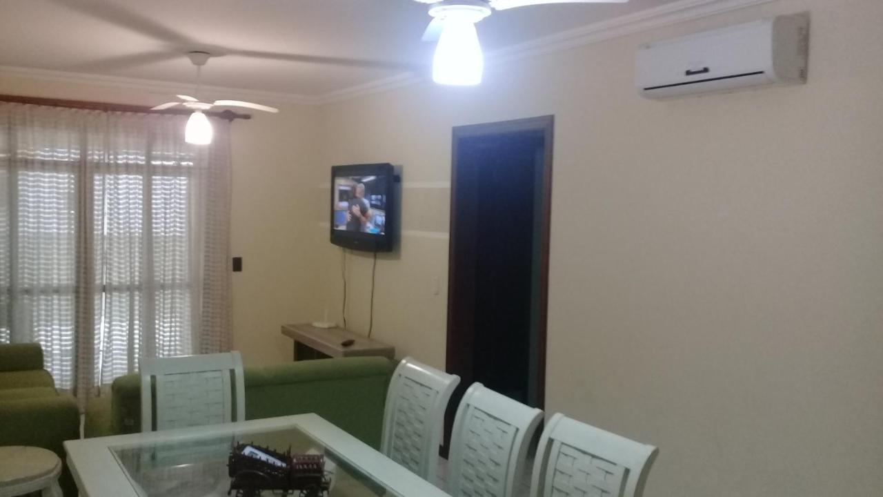 Apartamento De 2 Domitorios E 1 Garagem No Centro De Bombinhas 50 Metros Da Praia Na Avenida Principal Proximo Ao Shopping Punta Blu Exterior photo