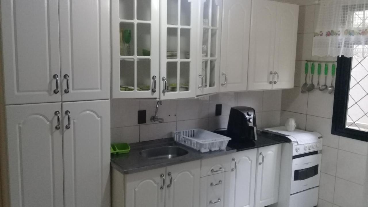 Apartamento De 2 Domitorios E 1 Garagem No Centro De Bombinhas 50 Metros Da Praia Na Avenida Principal Proximo Ao Shopping Punta Blu Exterior photo